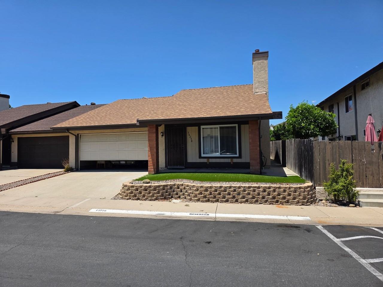 14216 Lost Dutchman Dr - Photo 2 of 15