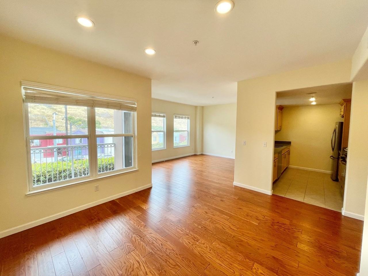 171 Stoneridge Ln - Photo 5 of 27
