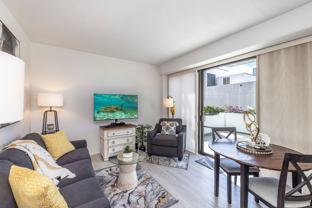 225 Queen St #7D - Photo 1 of 1