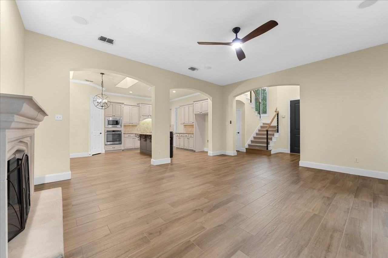 3779 Navarro Way - Photo 3 of 38