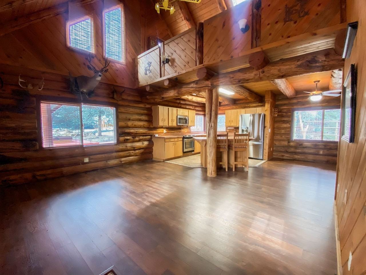 17250 Mountain View Rd - Photo 3 of 14