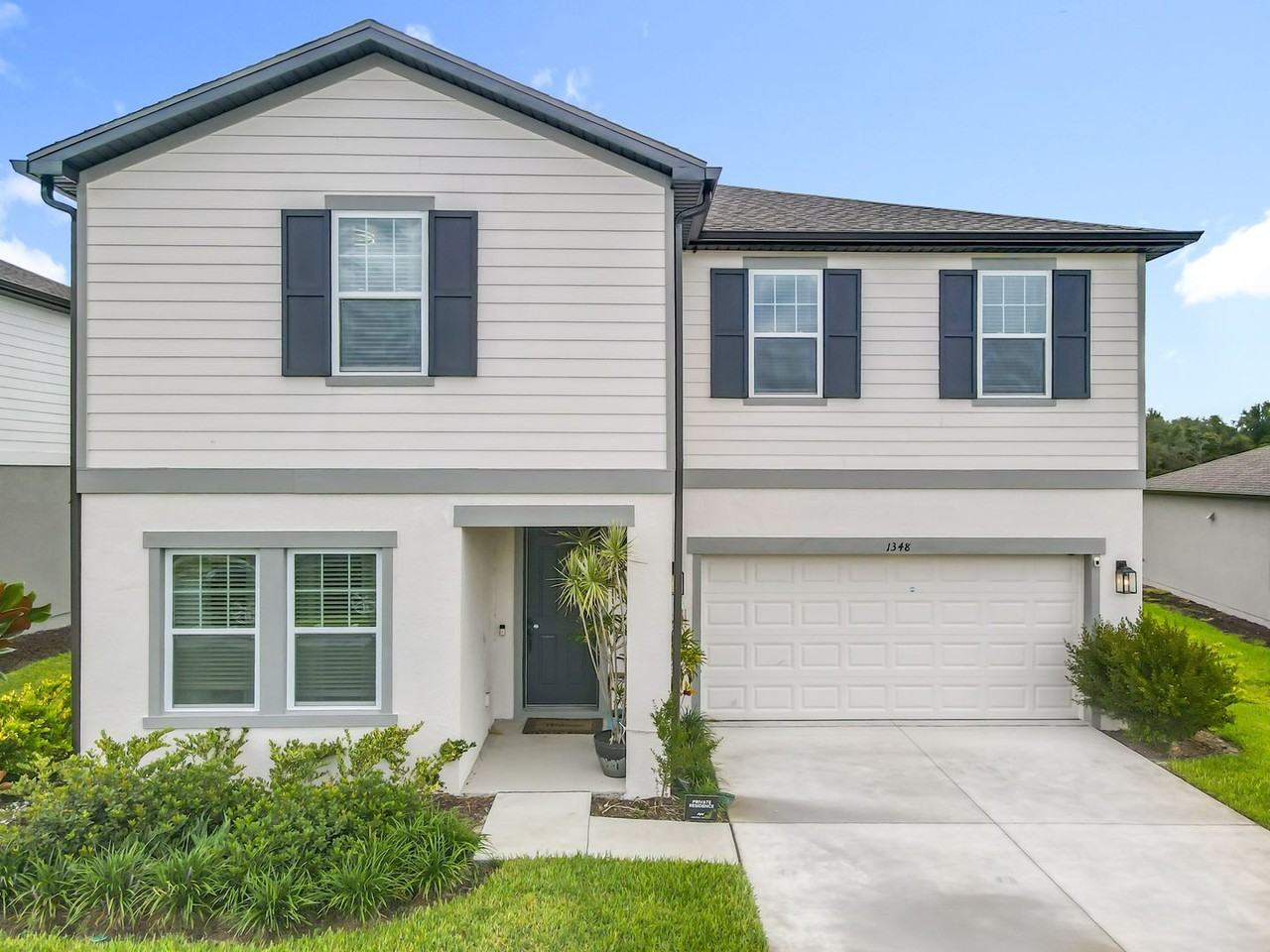 1348 Sterling Pointe Dr - Photo 2 of 50