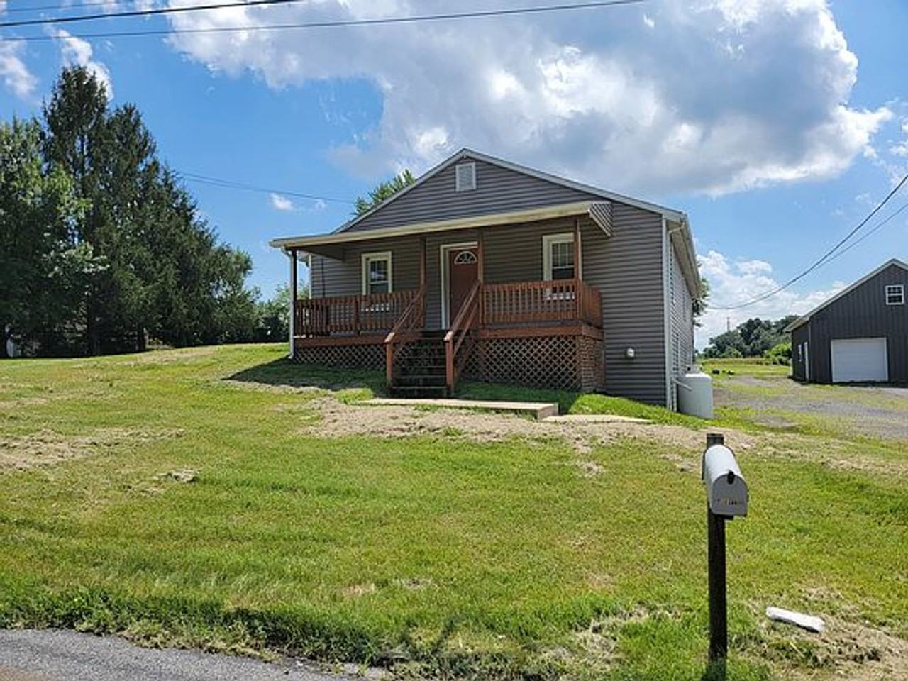 1567 Dry Tavern Rd - Photo 2 of 13