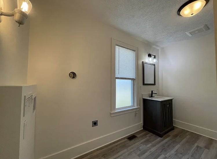 1323 Leonard St Ne #NA - Photo 2 of 18