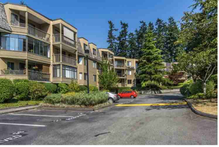 1760 Southmere Crescent - Photo 2 of 21