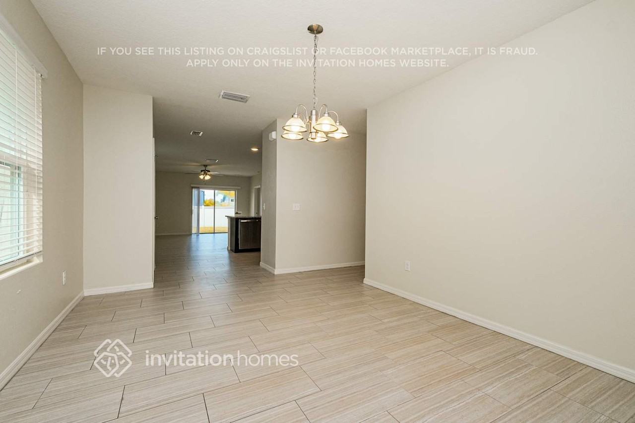 8004 Pelican Reed Cir - Photo 6 of 17