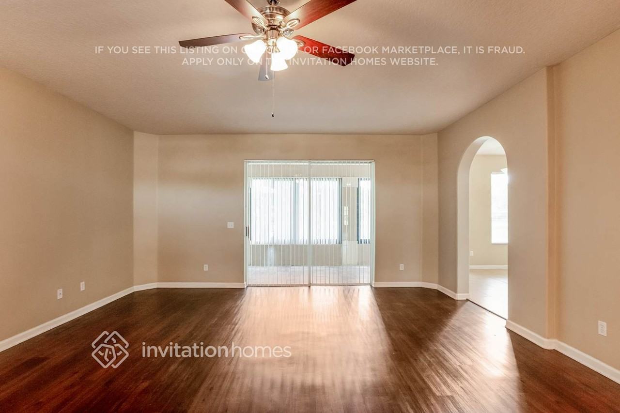 257 Perfect Dr - Photo 5 of 17