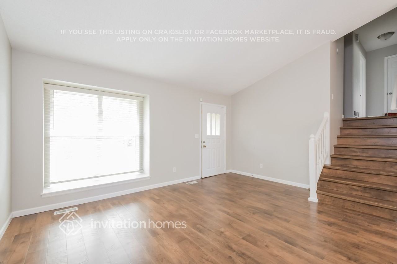 19701 E Bates Dr - Photo 2 of 15