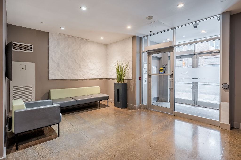 383 Cumberland Street #308 - Photo 3 of 37