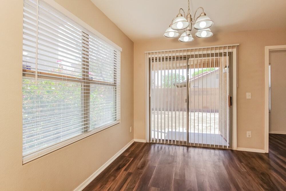 2299 E Peach Tree Dr - Photo 6 of 16