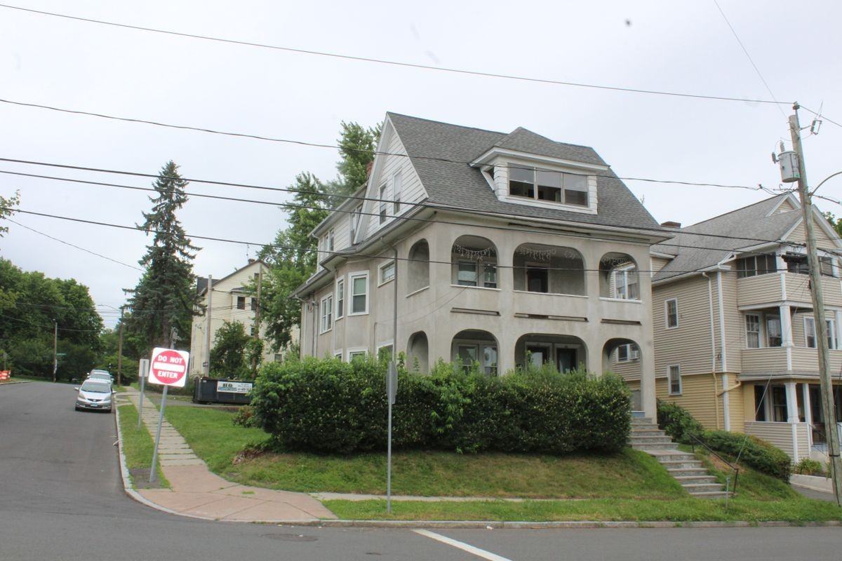 45 Grandview Ter - Photo 2 of 29