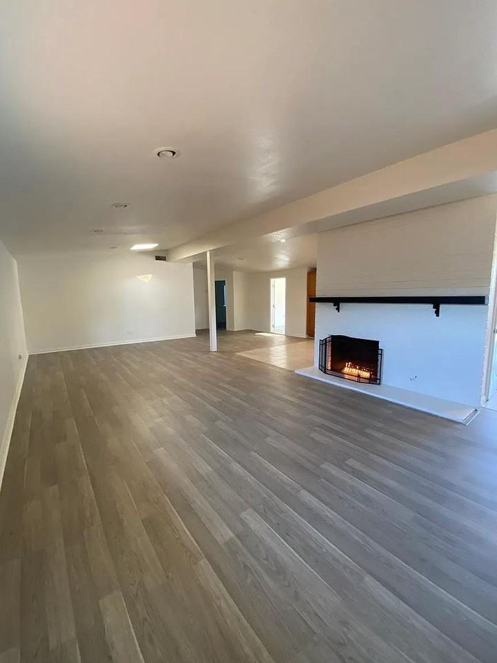 2216 Anaheim Ave - Photo 3 of 18