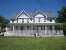 featured image of 2910 Scherer Ave