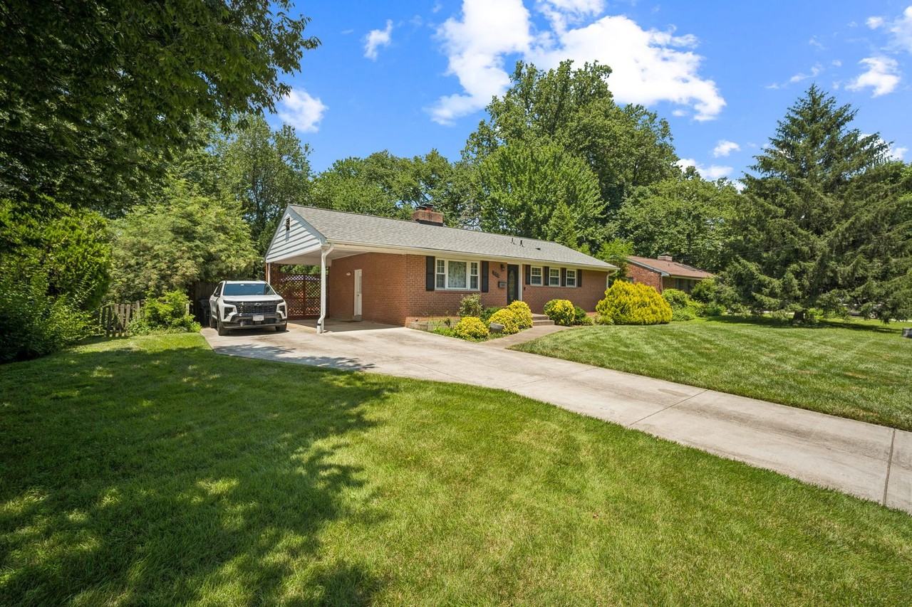 7122 Catlett St - Photo 2 of 26