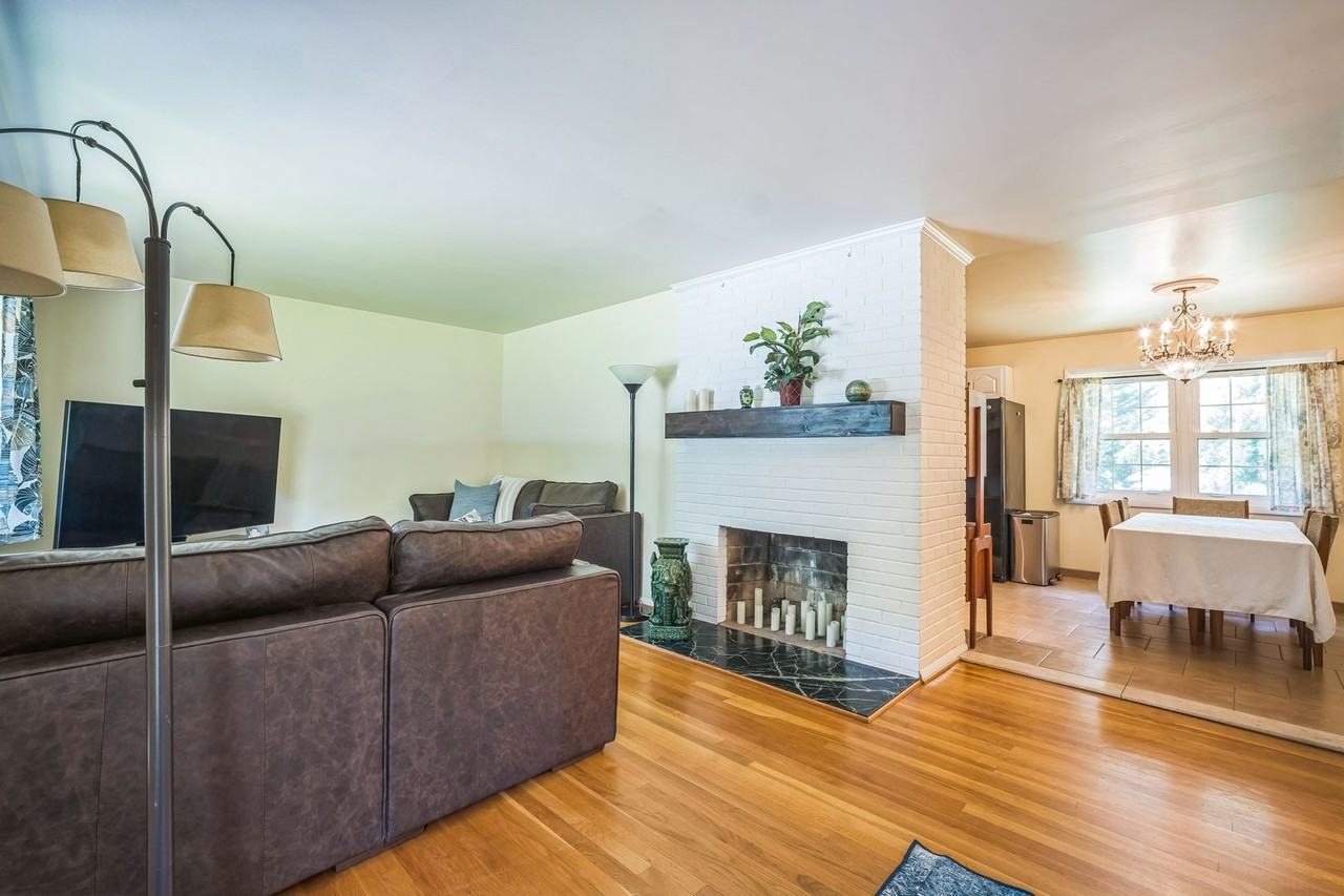 7122 Catlett St - Photo 3 of 26