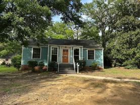 506 Woodbury Rd - Photo 1 of 1