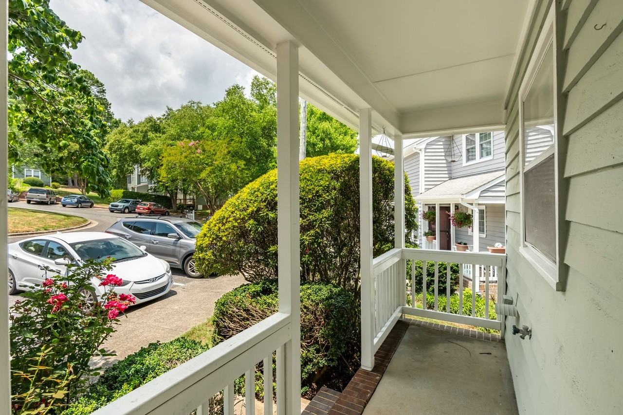 128 Shady Spring Pl - Photo 3 of 29