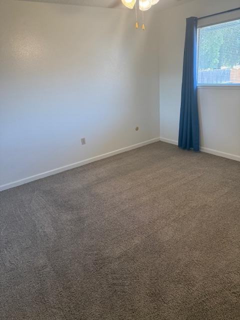 1047 E Main St - Photo 4 of 9