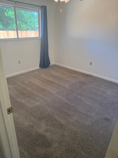 1047 E Main St - Photo 5 of 9