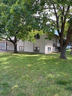 802 Marshall St - Photo 3 of 17