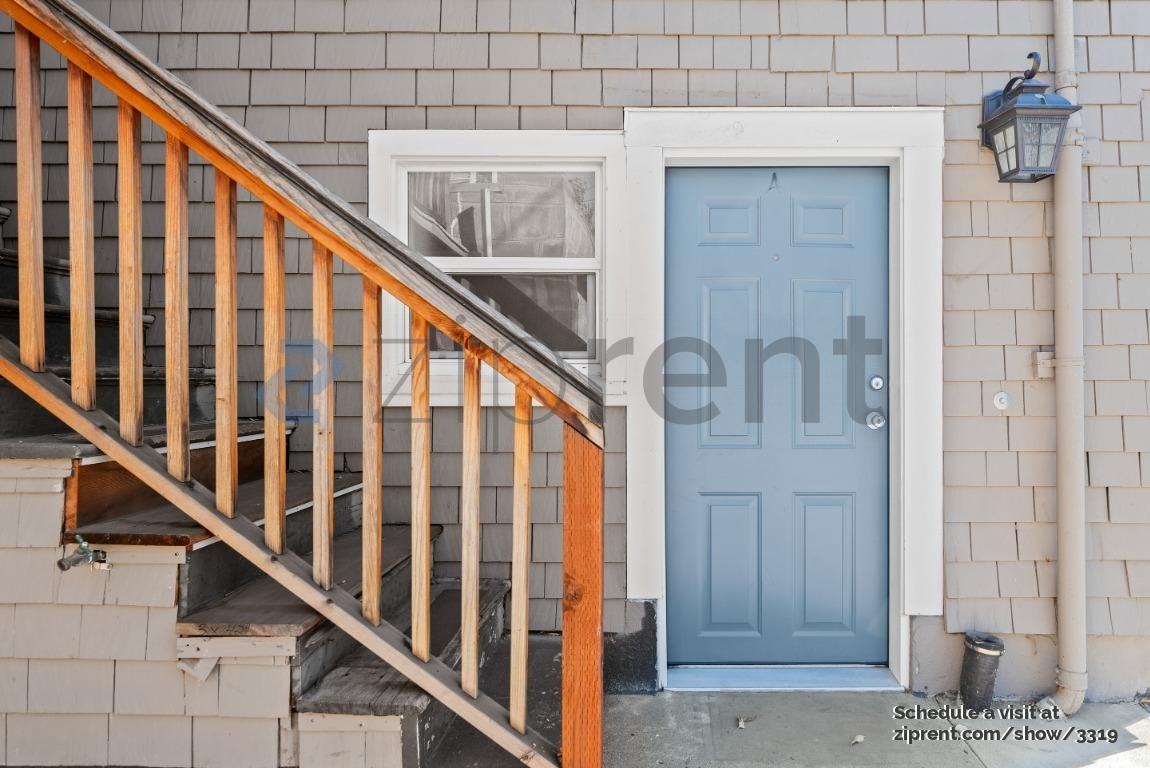 1701 Broadway #A - Photo 4 of 17