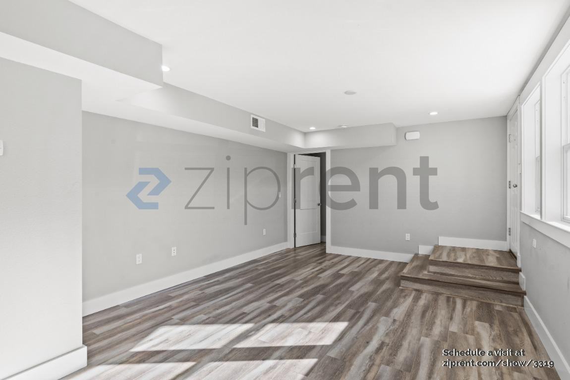 1701 Broadway #A - Photo 6 of 17