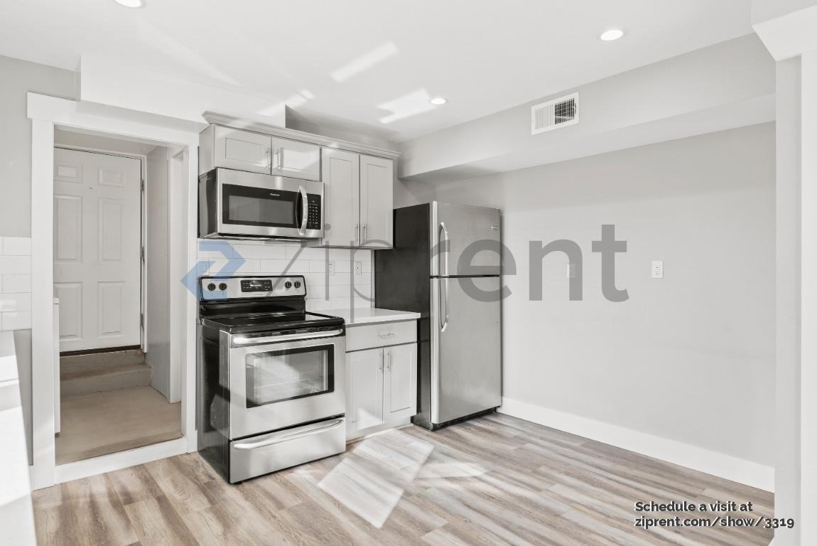 1701 Broadway #A - Photo 6 of 17