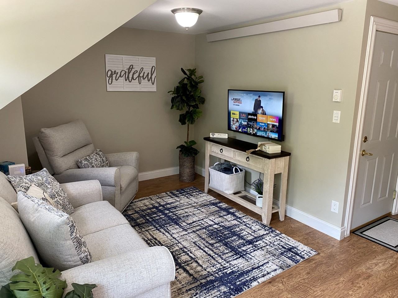 2546 E Snow Rd #4 - Photo 3 of 11