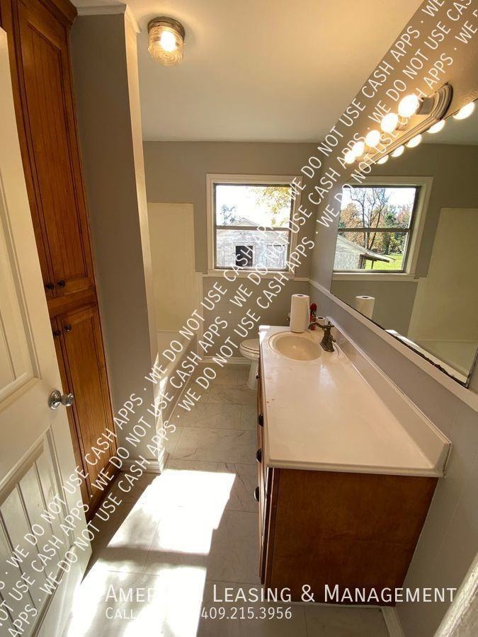 235 Chapmon Rd - Photo 3 of 14