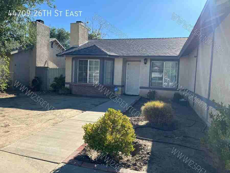 44709 26th St E - Photo 2 of 18