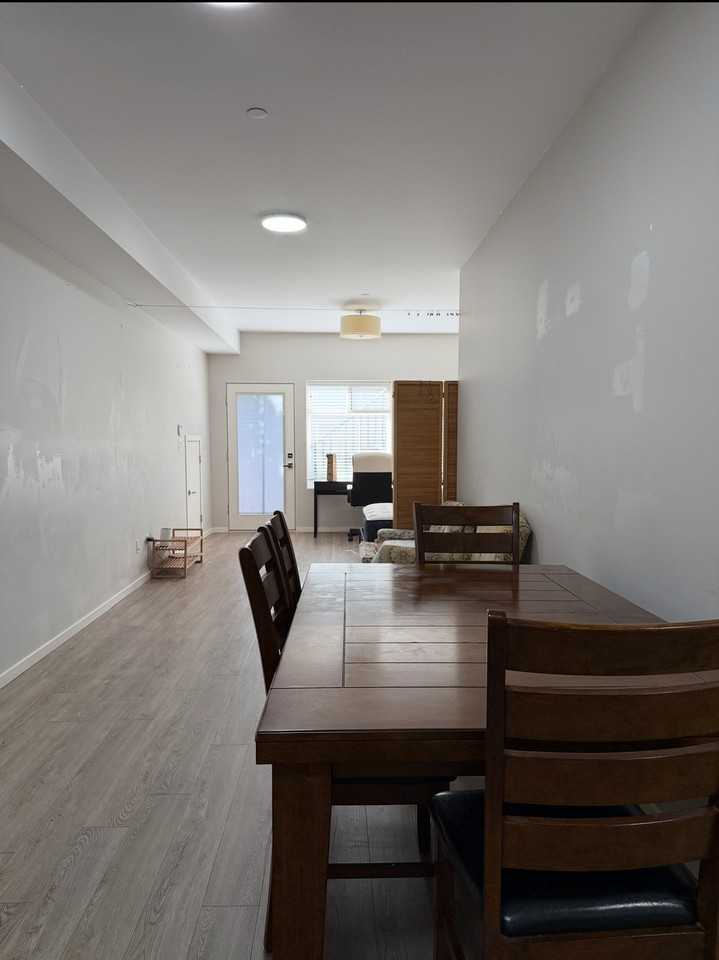 High St & Blackburn Crescent - Photo 3 of 9