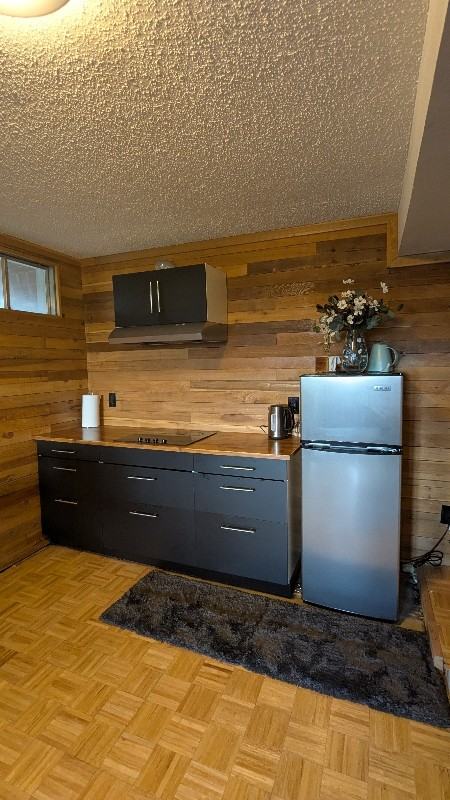 848 Aspen Dr - Photo 2 of 13