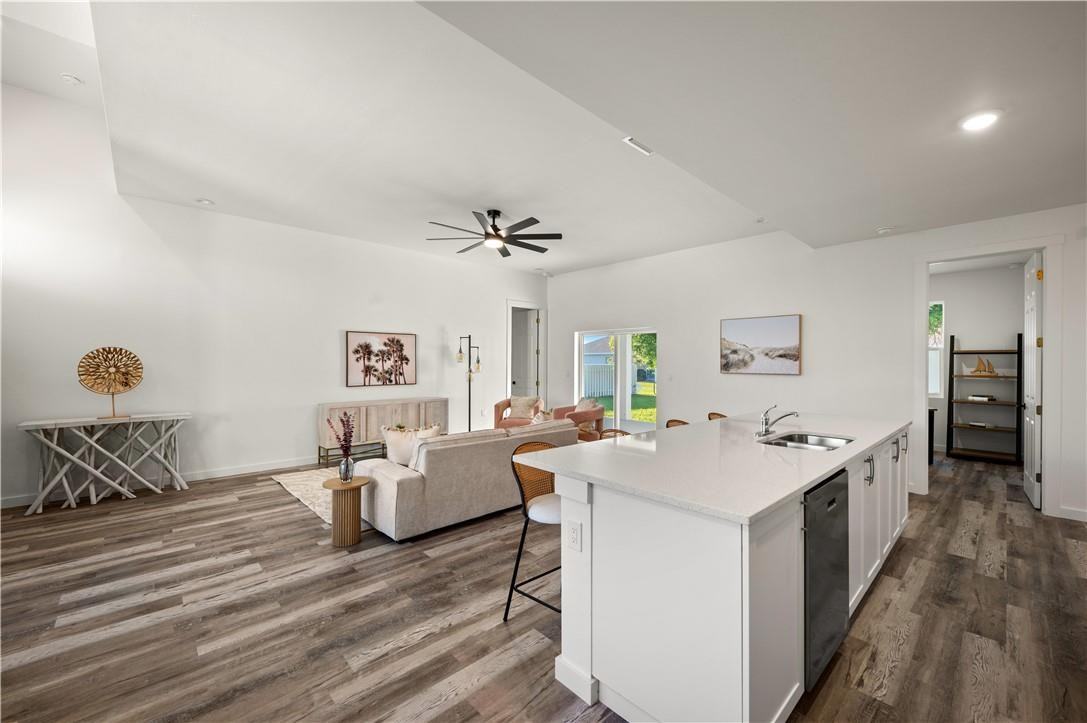 1515 Nelson Rd N - Photo 6 of 16