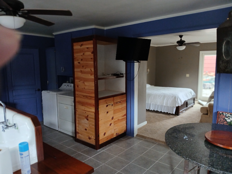 205 S Lyles Ave - Photo 6 of 9