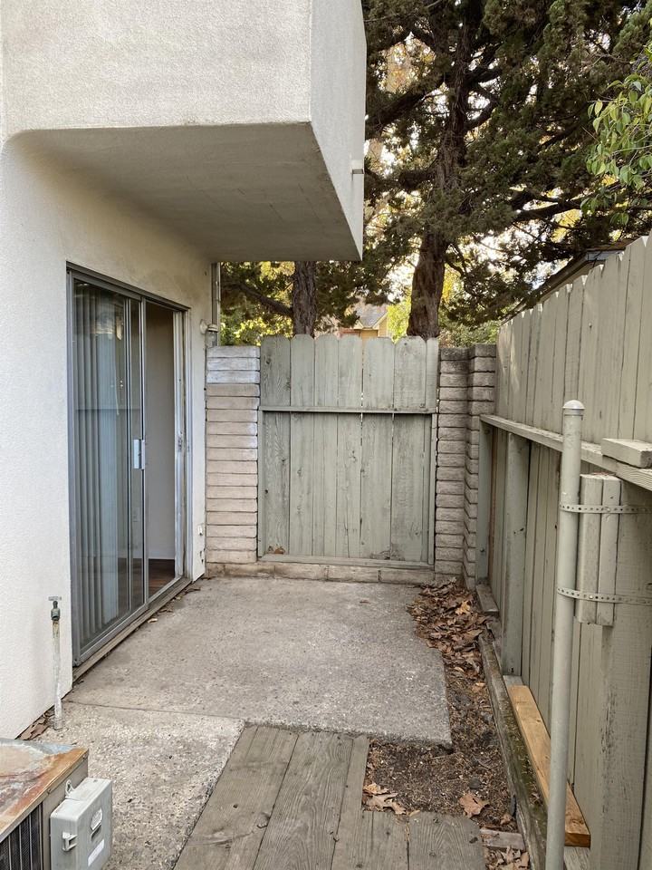 514 13th Street - Photo 3 of 14