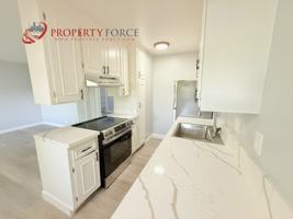 featured image of 1227 Ebener St