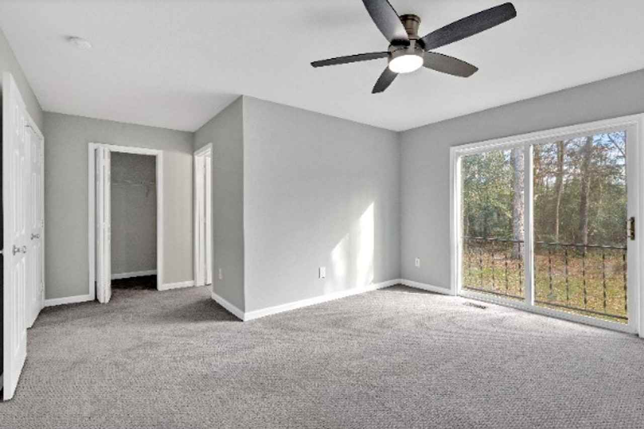 4370 Elizabeth Dr - Photo 2 of 5