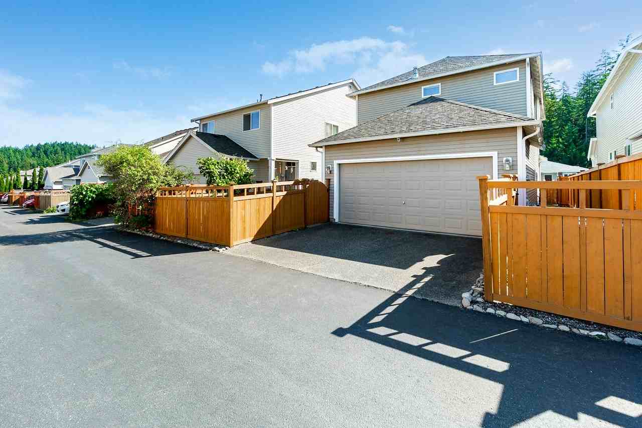 18230 97th Avenue Court East - Photo 3 of 27