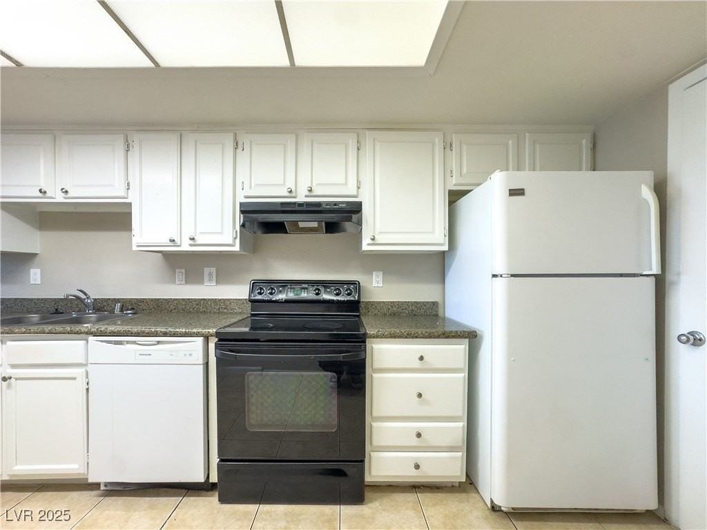 2217 N Jones Blvd #4 - Photo 7 of 14