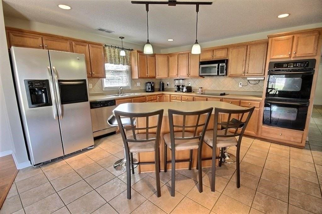 4760 Denali Park Dr - Photo 2 of 6