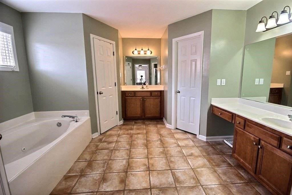 4760 Denali Park Dr - Photo 3 of 6