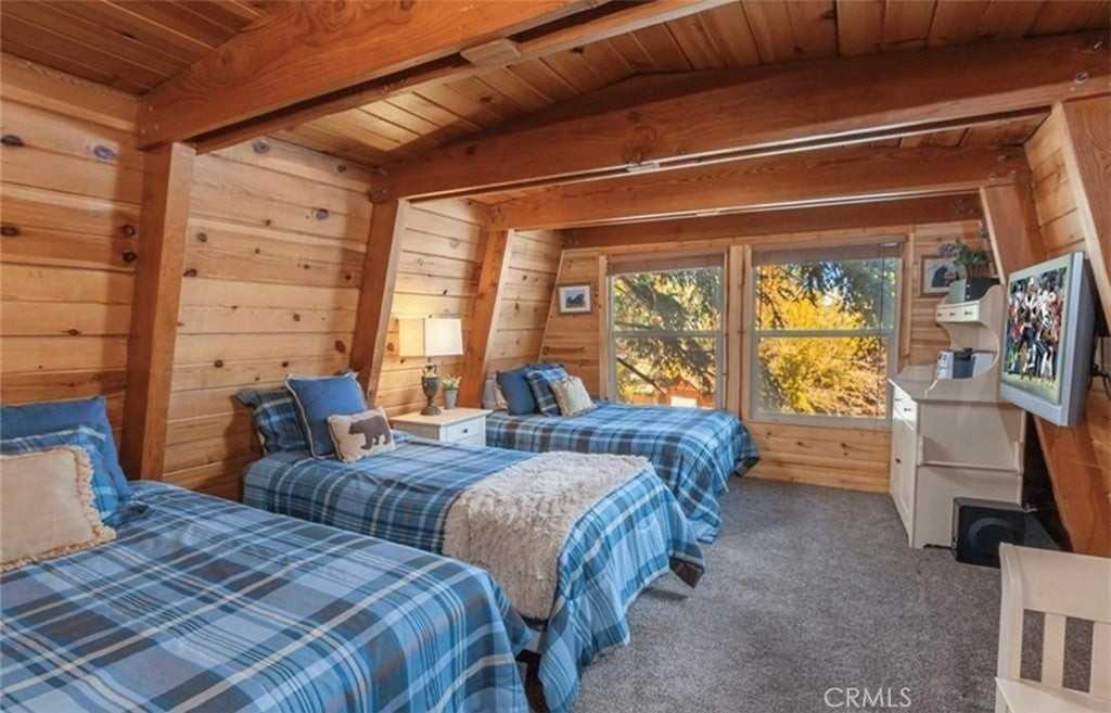 1124 Club View Dr - Photo 6 of 15