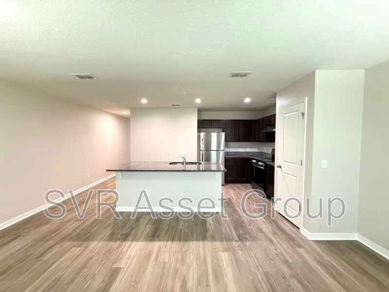 6468 Sweetbay Ln #102 - Photo 3 of 13