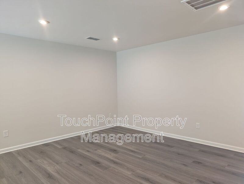 2019 Stephens Farm Dr - Photo 5 of 20