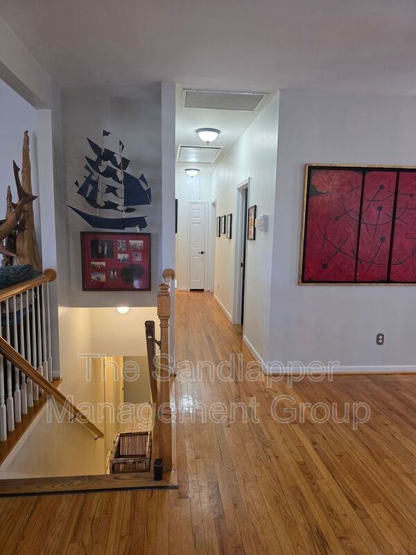 588 Main Rd - Photo 5 of 50