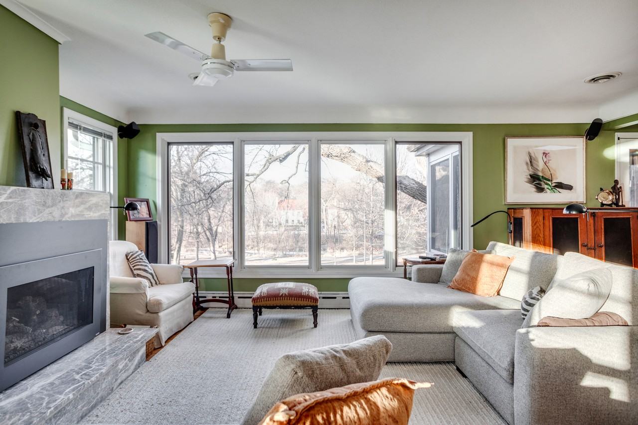 111 W Minnehaha Pkwy #2 - Photo 2 of 22