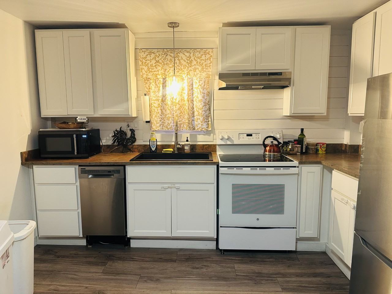 59 Charles St #1FL - Photo 3 of 35