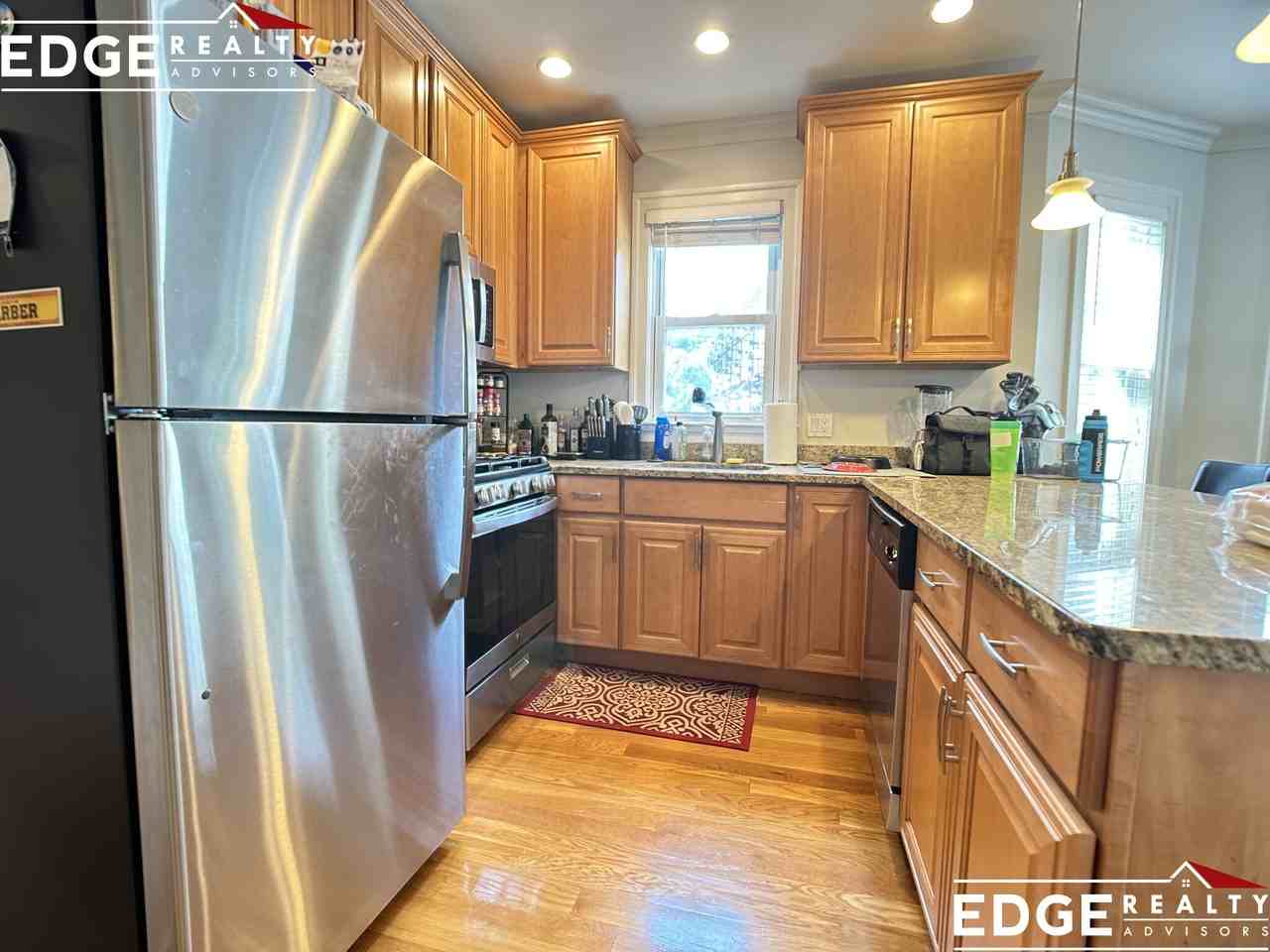 9A Montfern Ave - Photo 3 of 14