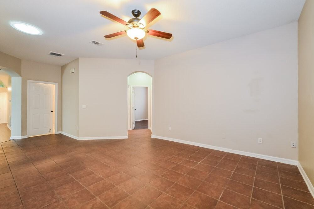 1605 Golfside Village Ct - Photo 3 of 16