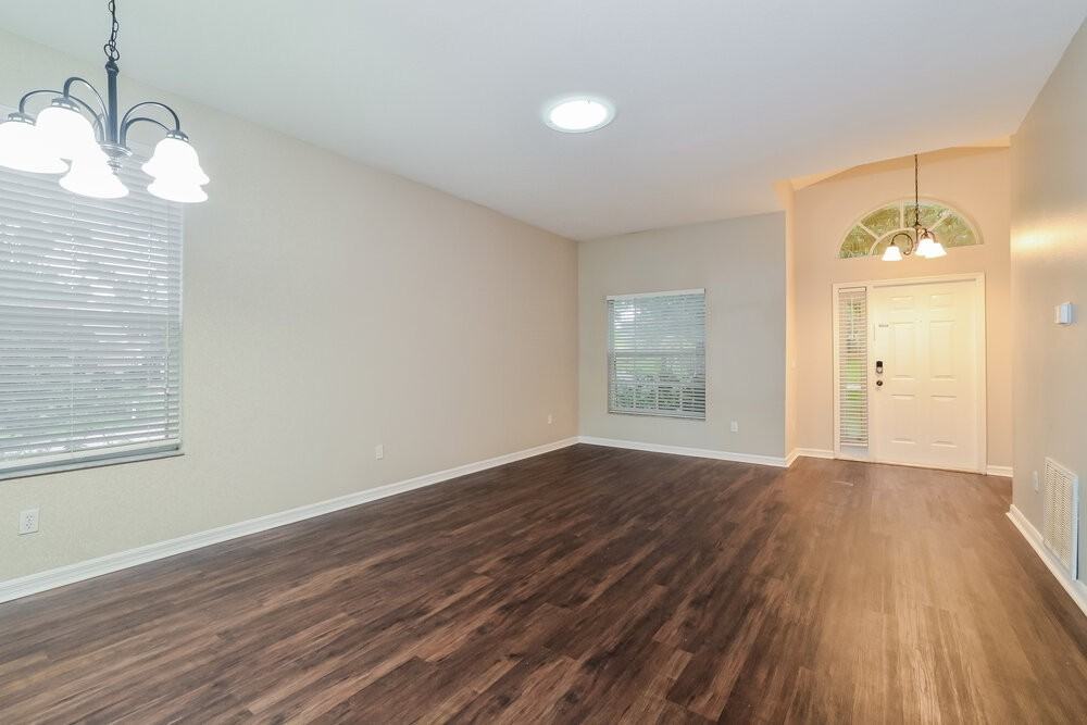 1605 Golfside Village Ct - Photo 4 of 16